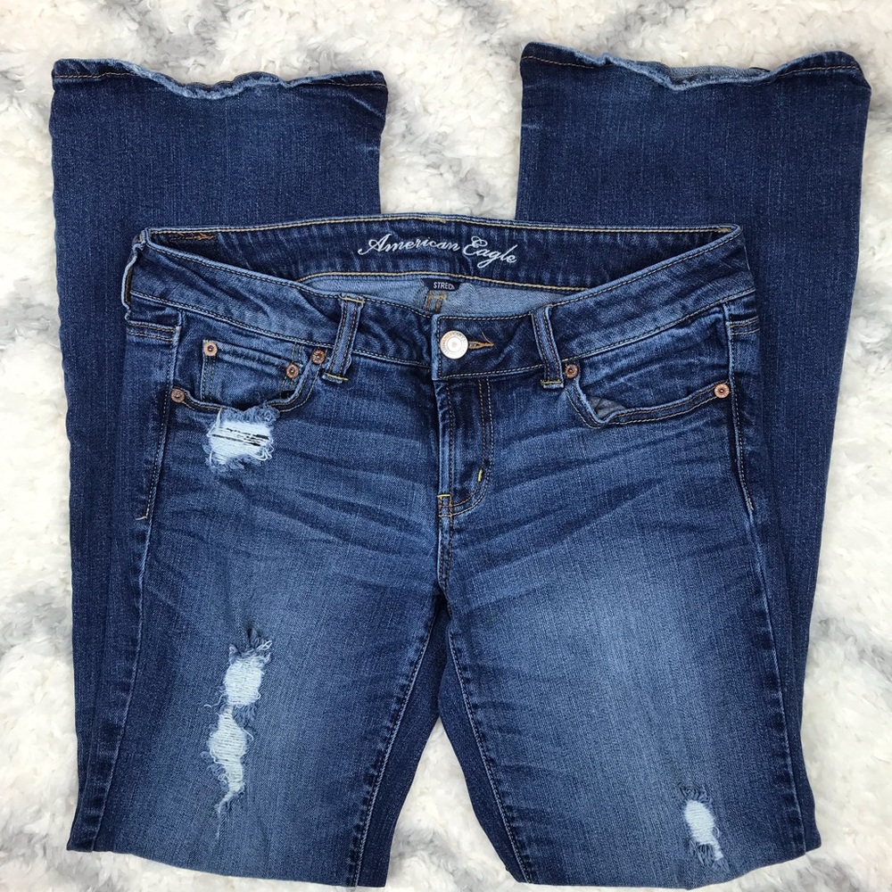 American Eagle distressed FavoriteBoyfriend jeans
